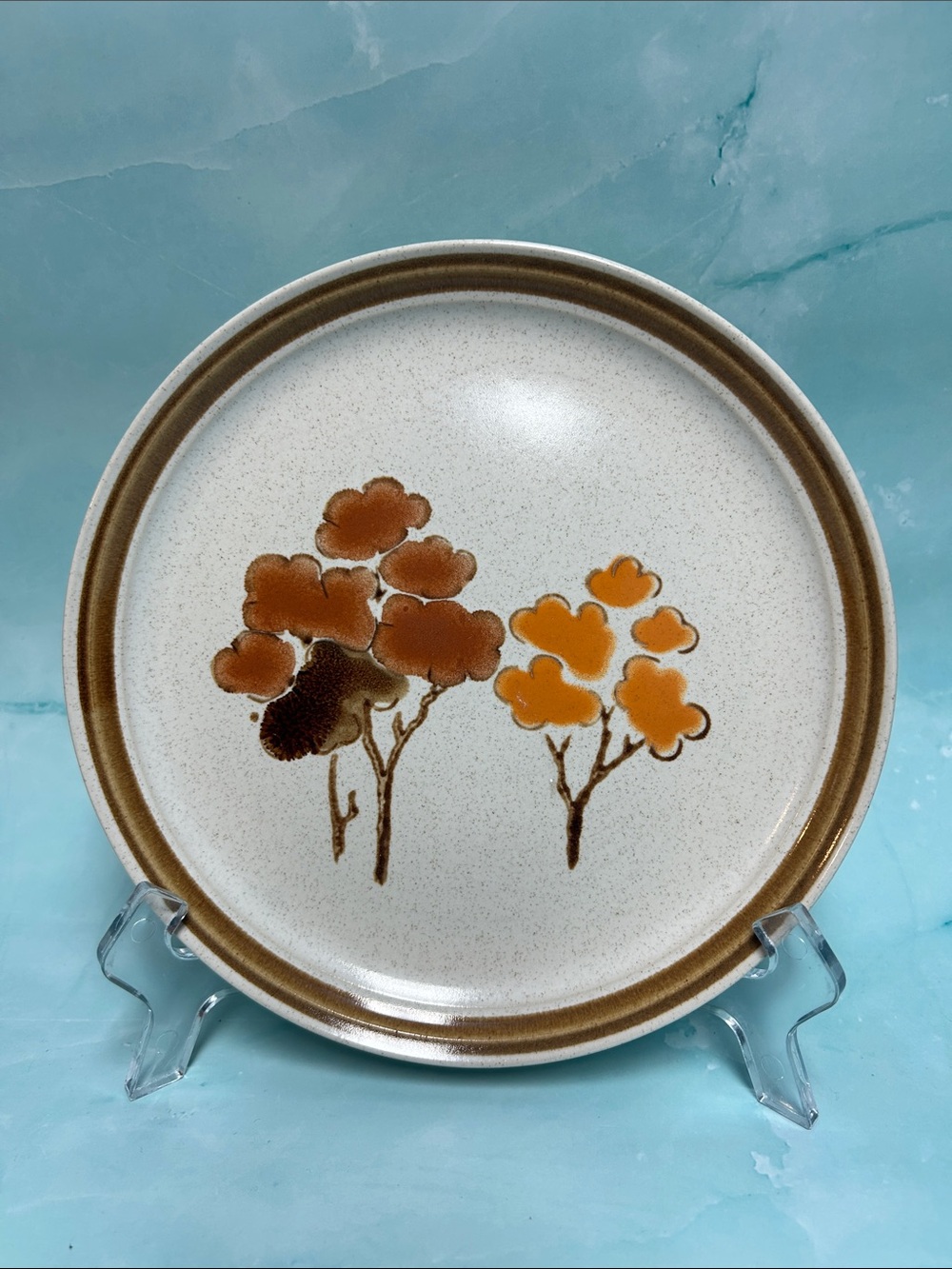 Vintage country manor automn shade J1008 by Première Ceramic Plate